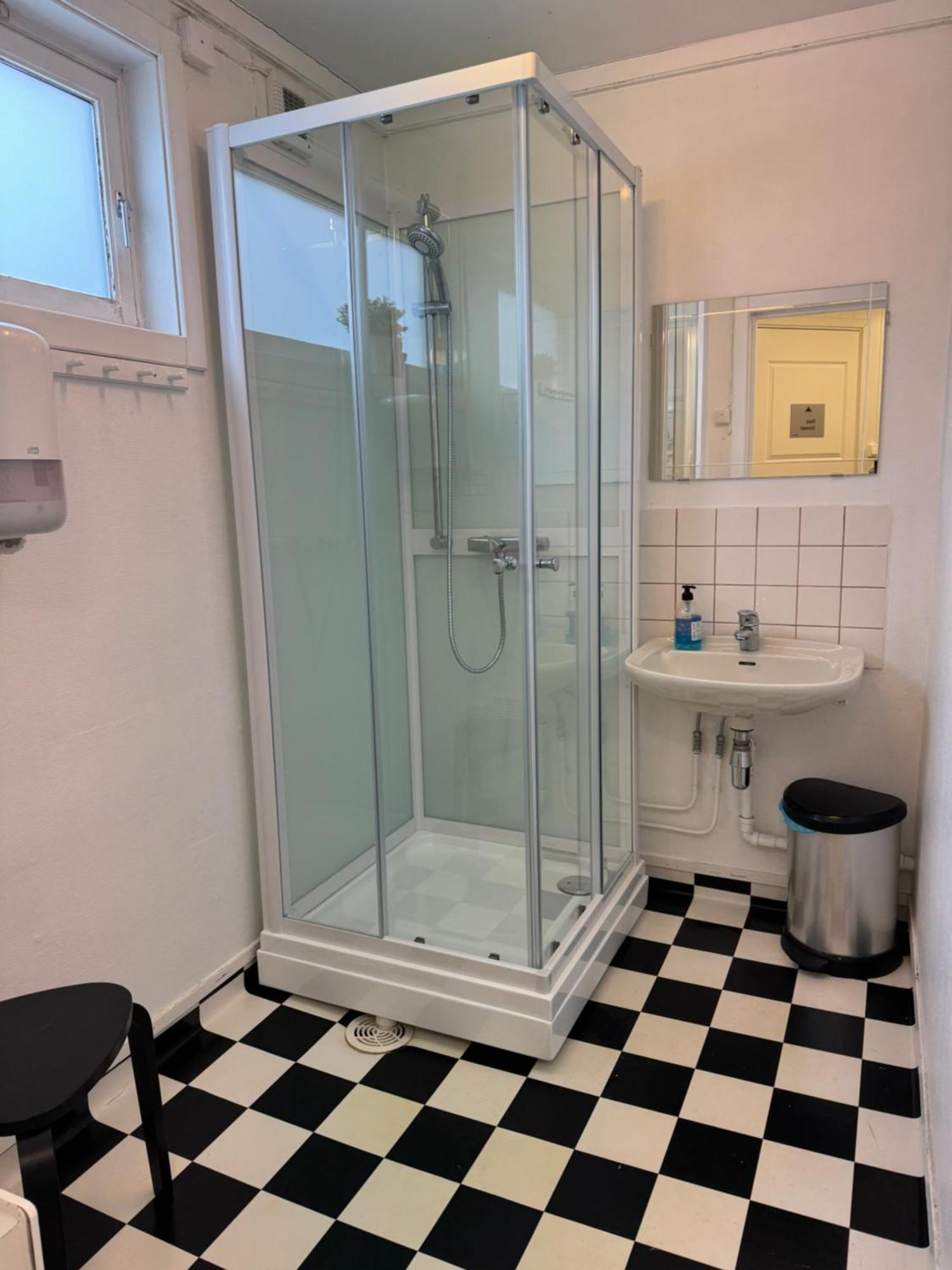 Vinstra Hostel Экстерьер фото